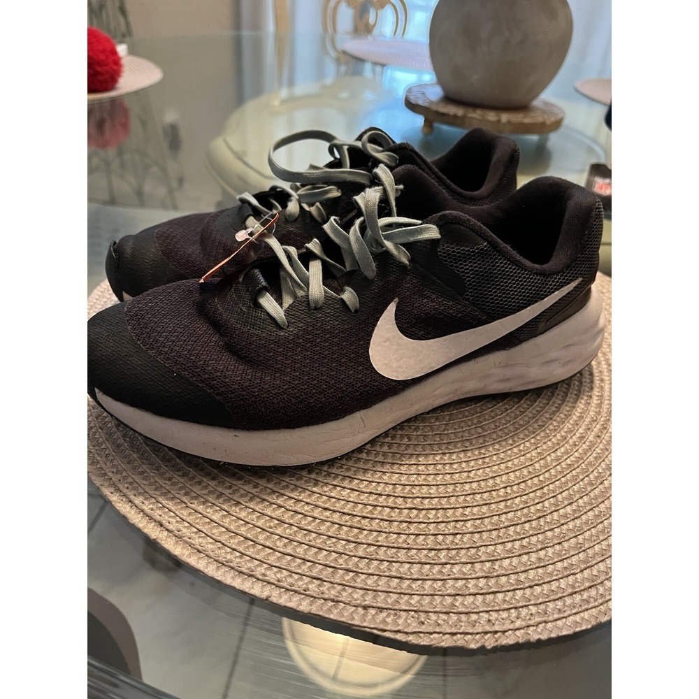 Nike Revolution 6 NN (GS) Black/White/Grey Boy's Sneakers-Sz 5Y NWOB DD1096-003